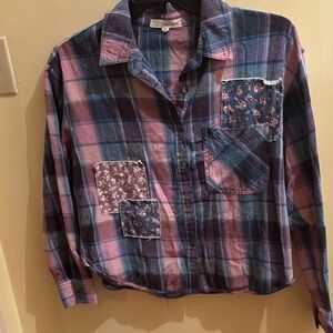 Rewind Multicolor Plaid Ladies Size Medium Crop Shirt with Floral Patches.